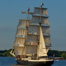 Another huge sailing boat of the Kieler Woche